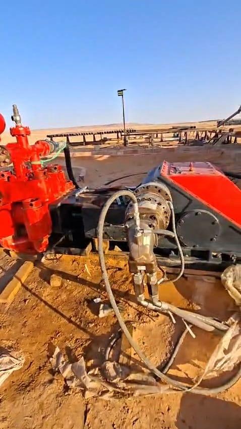 water well drilling mud pump working in algeria desert