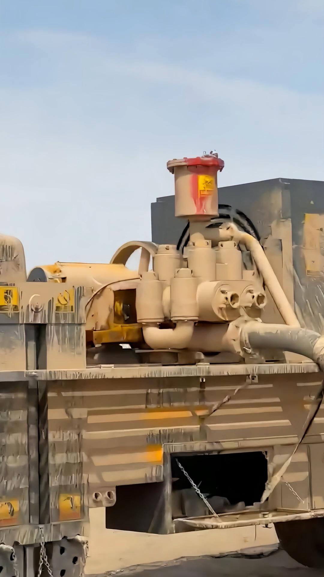 water well drilling mud pump working in uzbekistan desert